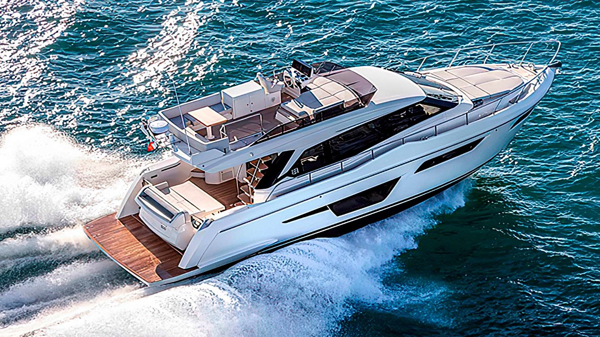 Аренда мегаяхты FERRETTI 920 Lady F в Сочи